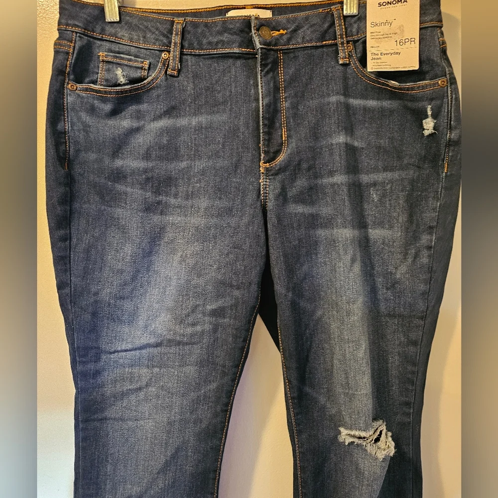 Sonoma Skinny Every Day Distressed Jeans Frayed Hem Size 16PR New With Tags